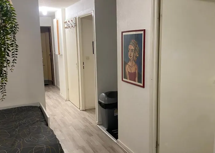 Pied-a-terre Bordelais 아파트 *